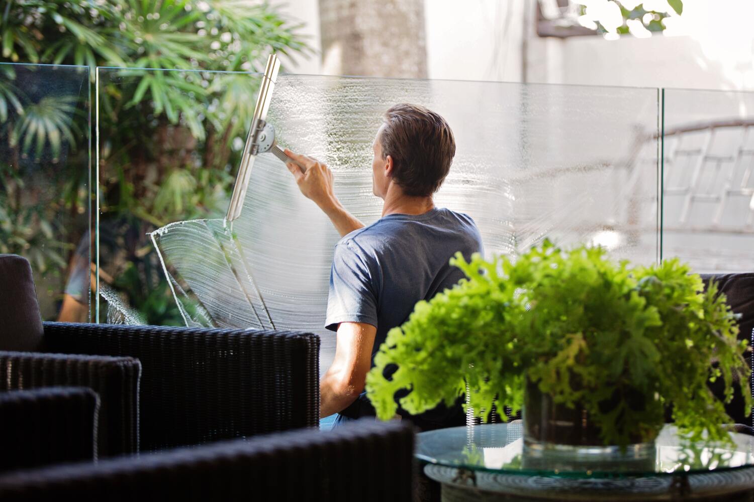 Windows Pane Cleaning